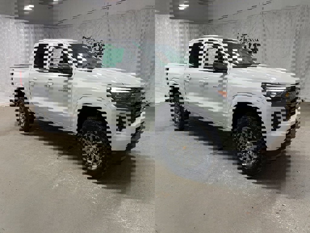 New 2025 Chevrolet Colorado LT w/ LT Convenience Package image 1