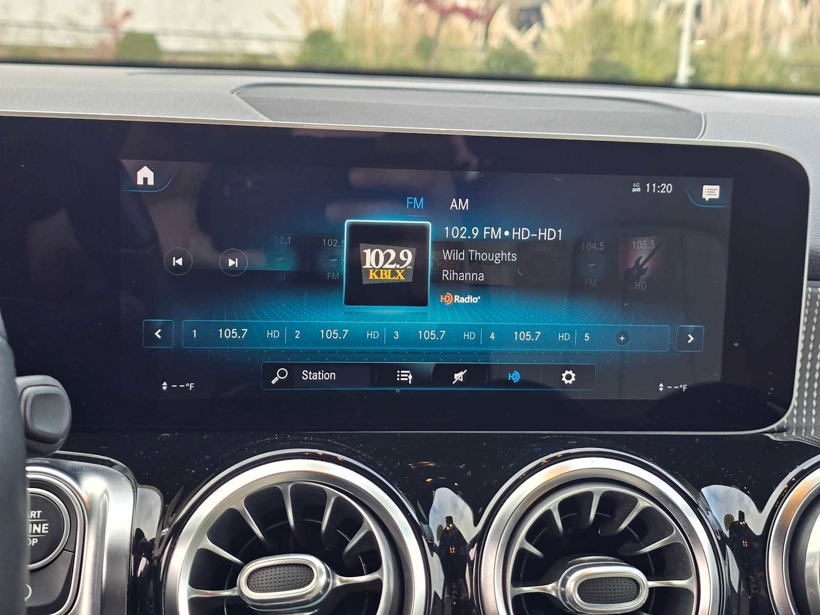 Used 2020 Mercedes-Benz GLB 250 4MATIC image 30