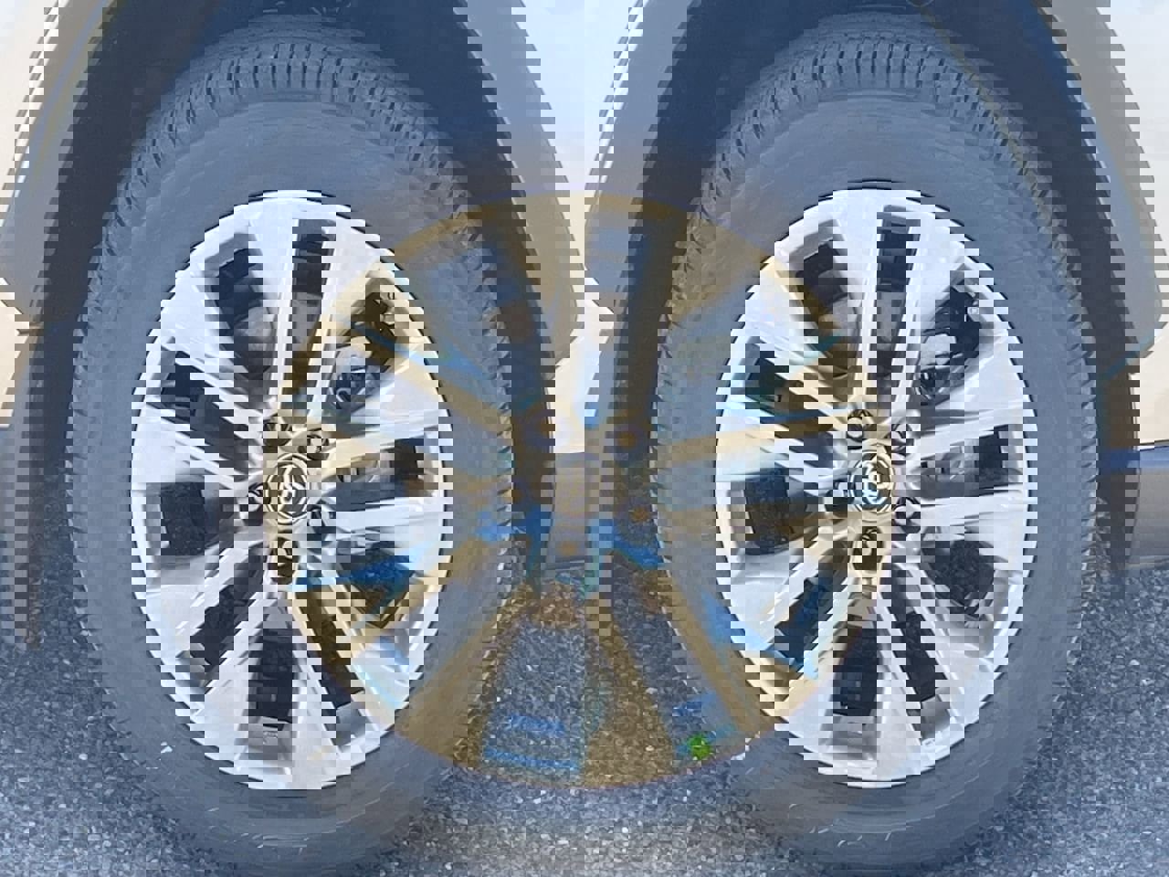 New 2025 Toyota RAV4 Limited image 10