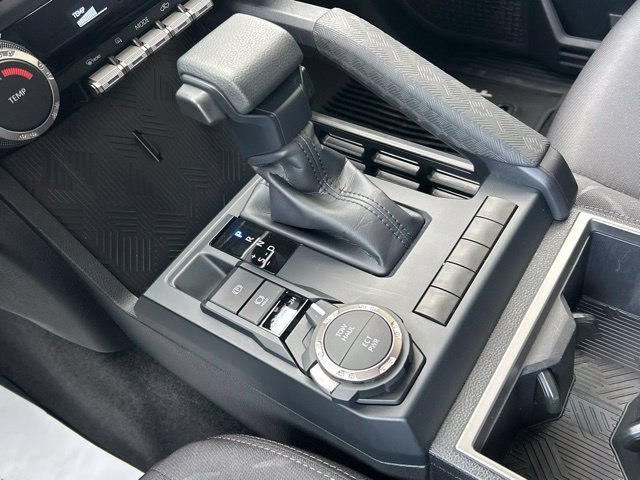 Certified 2026 Toyota Tacoma SR5 AWD/4WD image 38