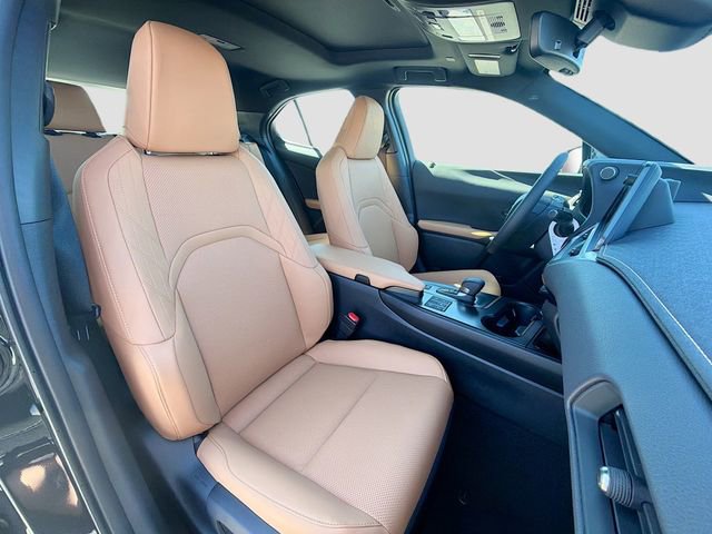 New 2026 Lexus UX 300h FWD image 15