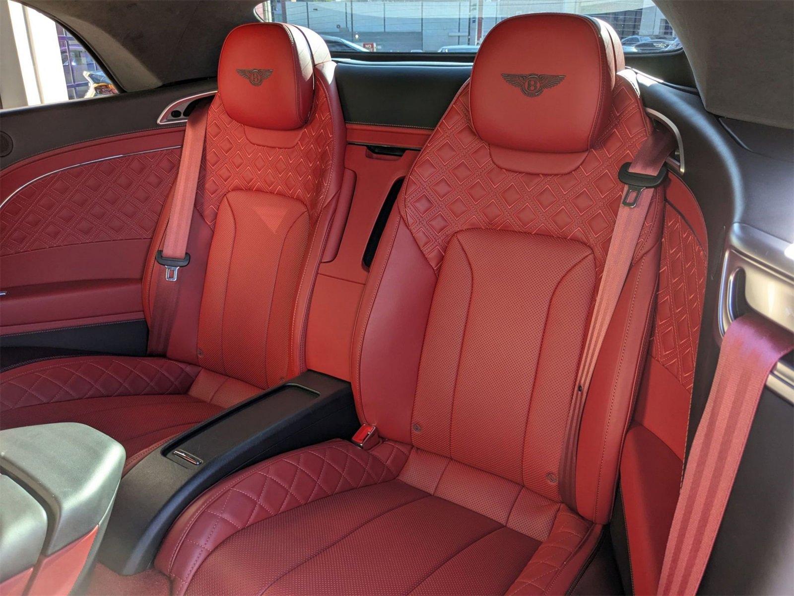 Used 2022 Bentley Continental GT image 24