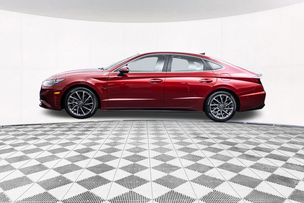 Used 2023 Hyundai Sonata Limited w/ Cargo Package image 7