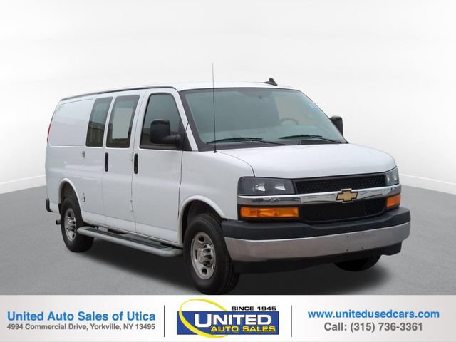 Used 2025 Chevrolet Express 2500 w/ Driver Convenience Package RWD image 1