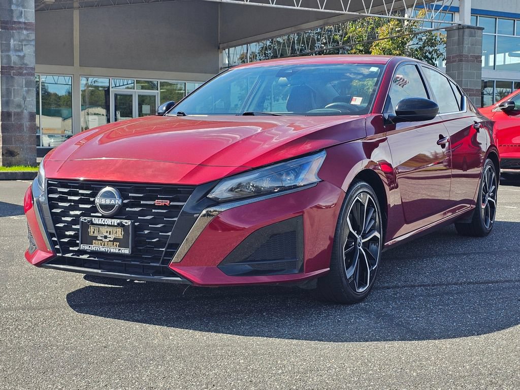 Used 2024 Nissan Altima 2.5 SR FWD image 7