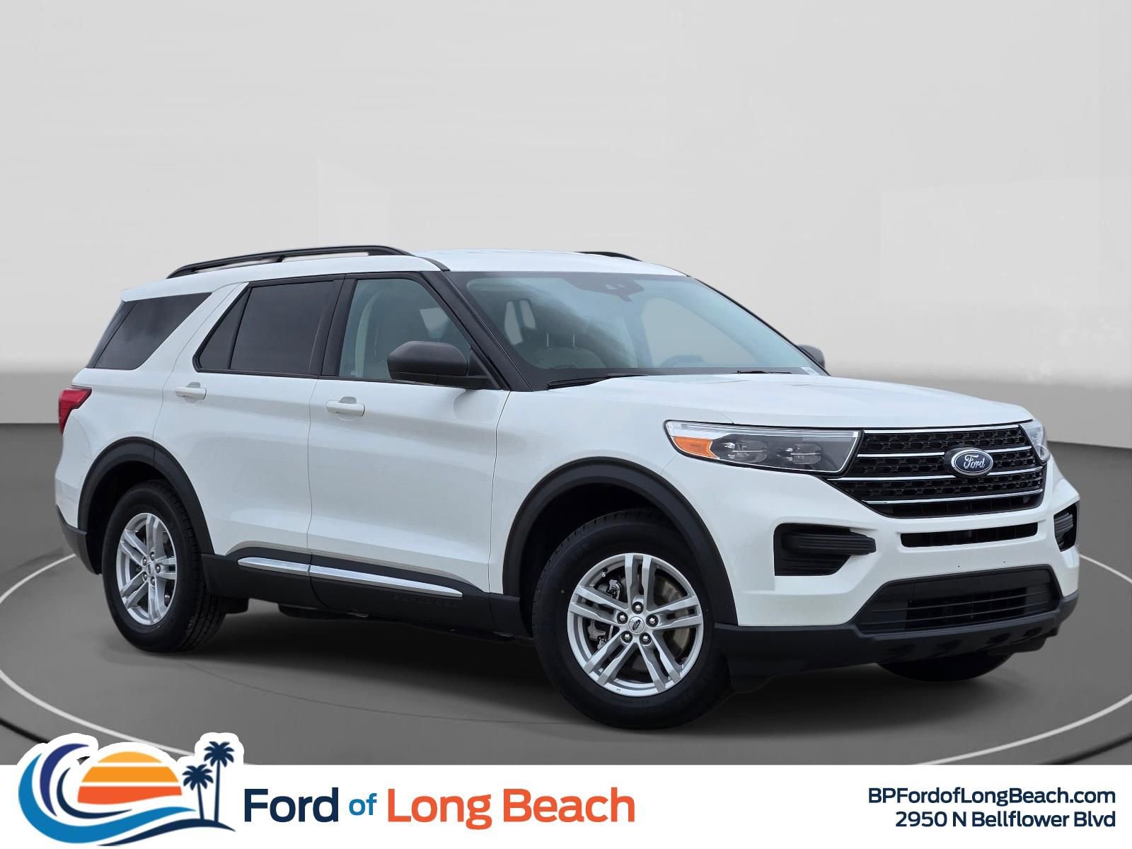 Used 2023 Ford Explorer XLT RWD image 1