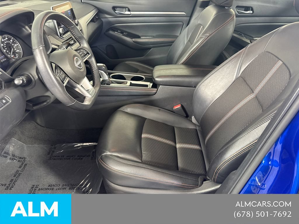 Used 2025 Nissan Altima 2.5 SR FWD image 11