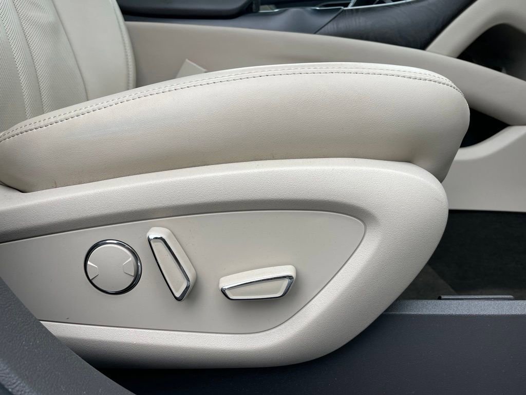 Used 2020 Lincoln Nautilus Reserve w/ Equipment Group 201A FWD image 30