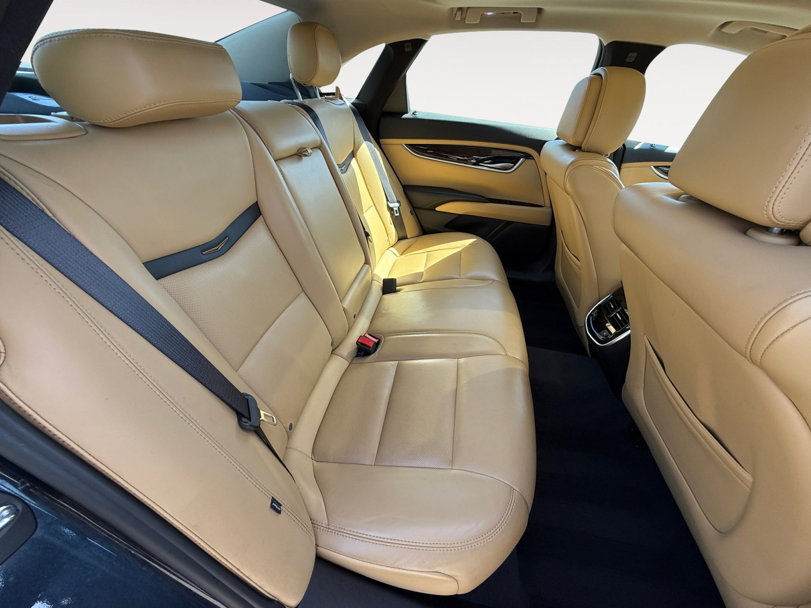 Used 2013 Cadillac XTS Luxury w/ Driver Awareness Package image 18