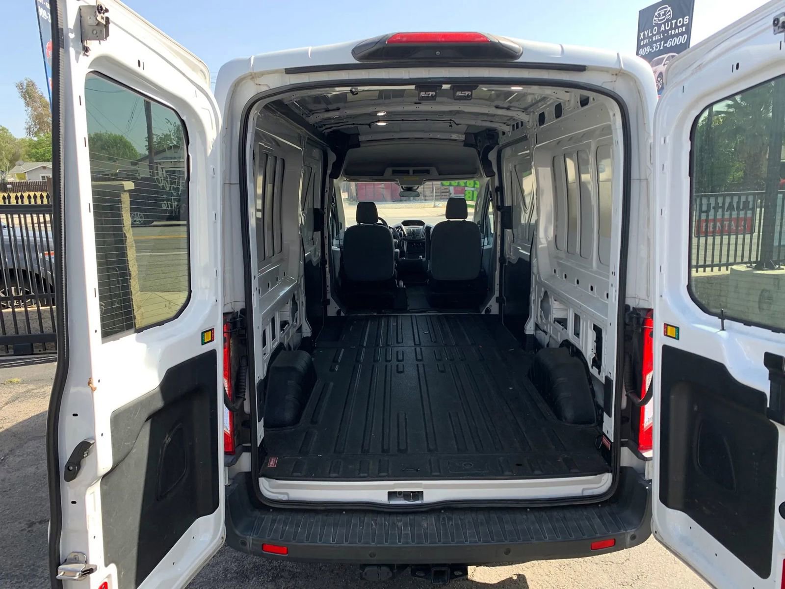 Used 2018 Ford Transit 350 148 Medium Roof RWD image 11
