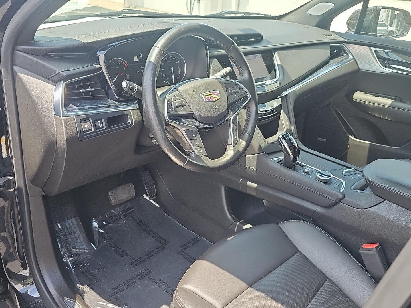 Used 2023 Cadillac XT5 Premium Luxury AWD/4WD image 13