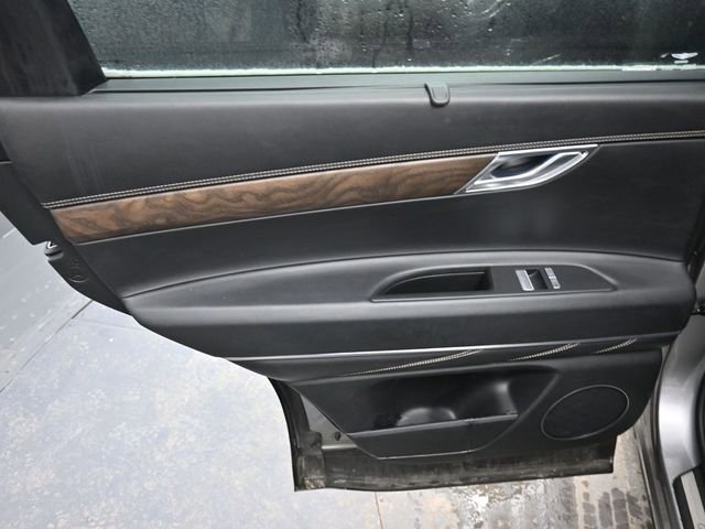 Used 2024 Genesis GV80 2.5T image 15