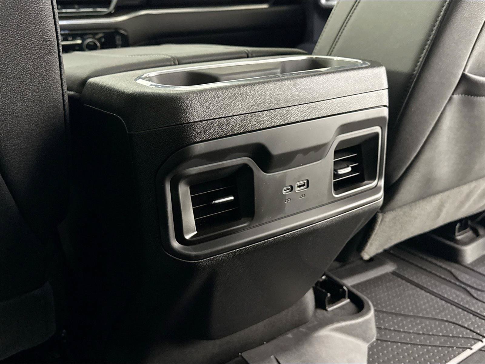 Used 2026 Chevrolet Silverado 1500 RST w/ Convenience Package II AWD/4WD image 35