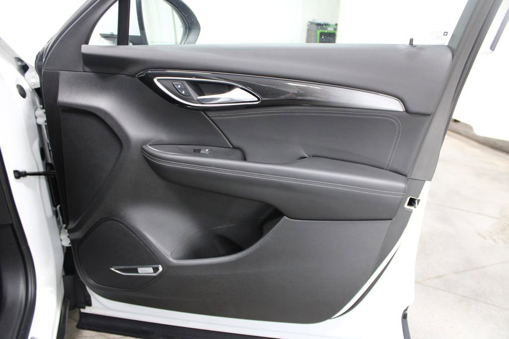 Used 2024 Buick Envision Preferred image 31