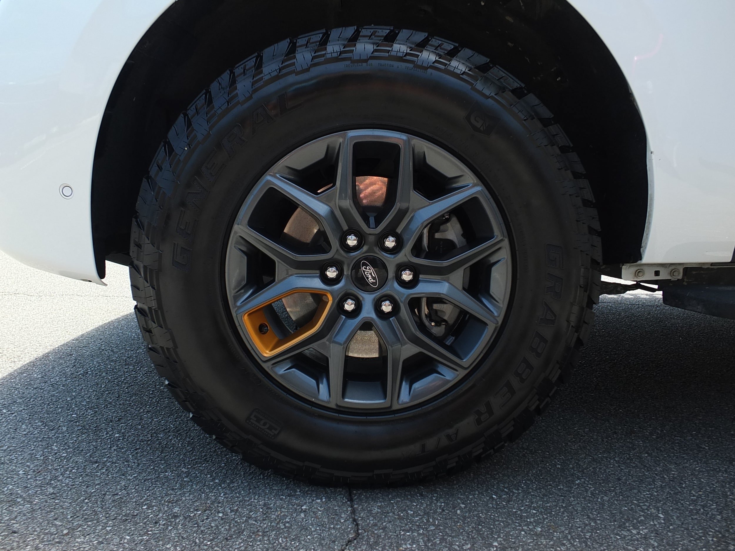 Used 2025 Ford Expedition Tremor AWD/4WD image 10
