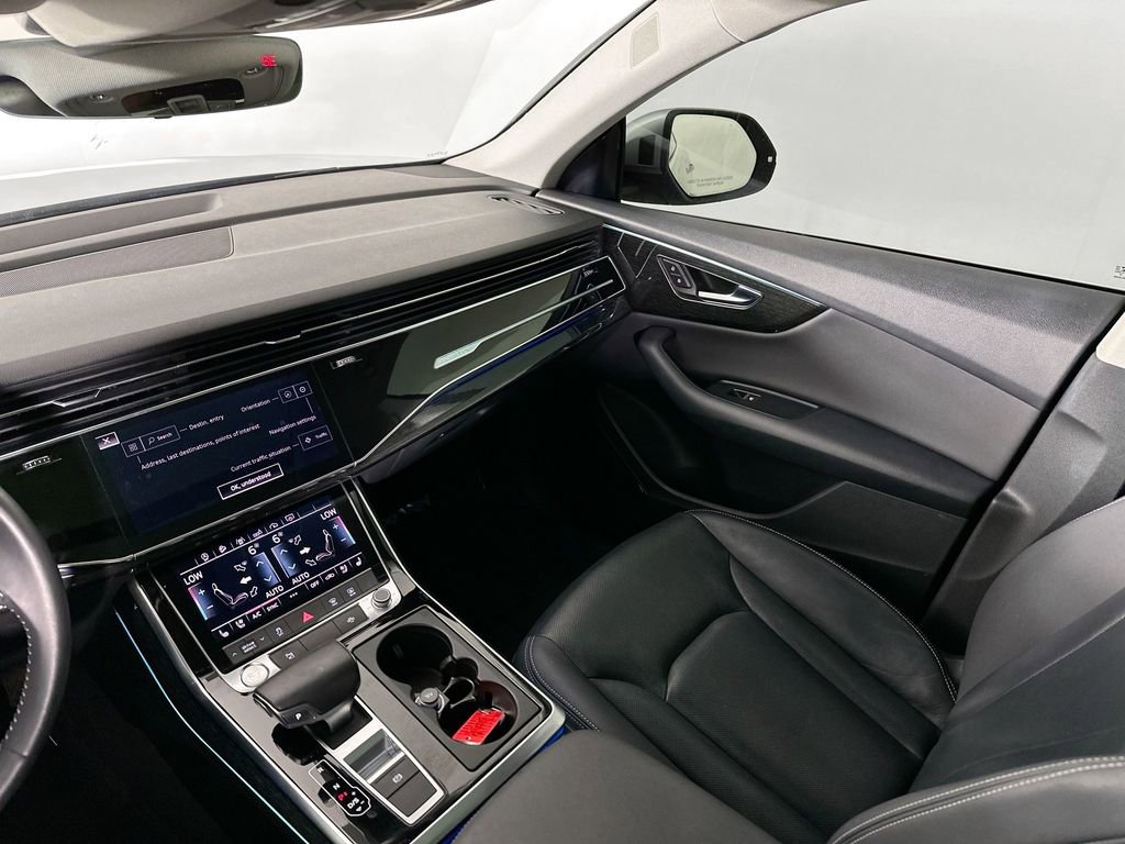 Used 2019 Audi Q8 Premium Plus AWD/4WD image 24