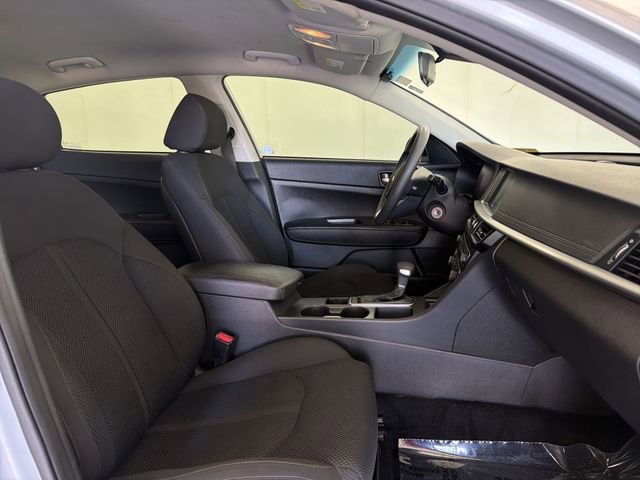 Used 2020 Kia Optima LX FWD image 18