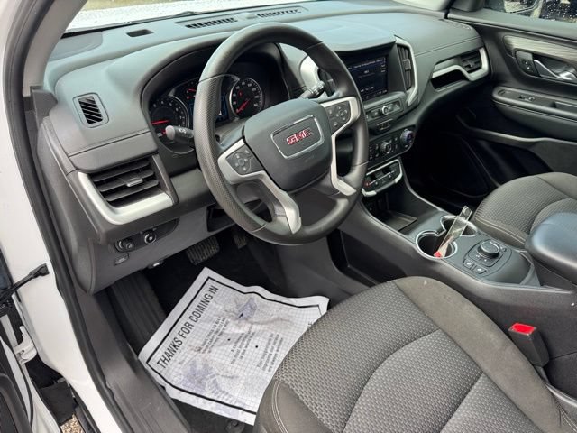 Used 2024 GMC Terrain SLE w/ Driver Convenience Package FWD image 12