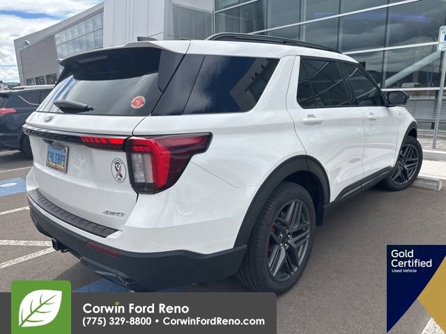 Used 2026 Ford Explorer ST-Line w/ ST-Line Street Pack image 5