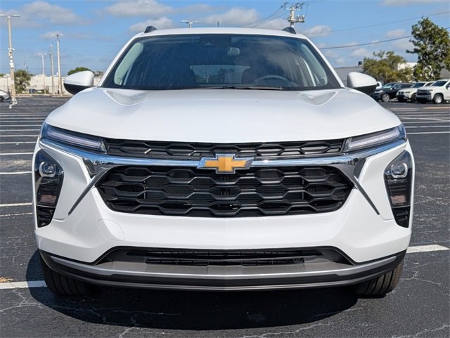 New 2026 Chevrolet Trax LT w/ Driver Confidence Package image 2