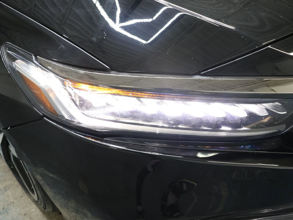 Used 2022 Honda Accord Sport image 25