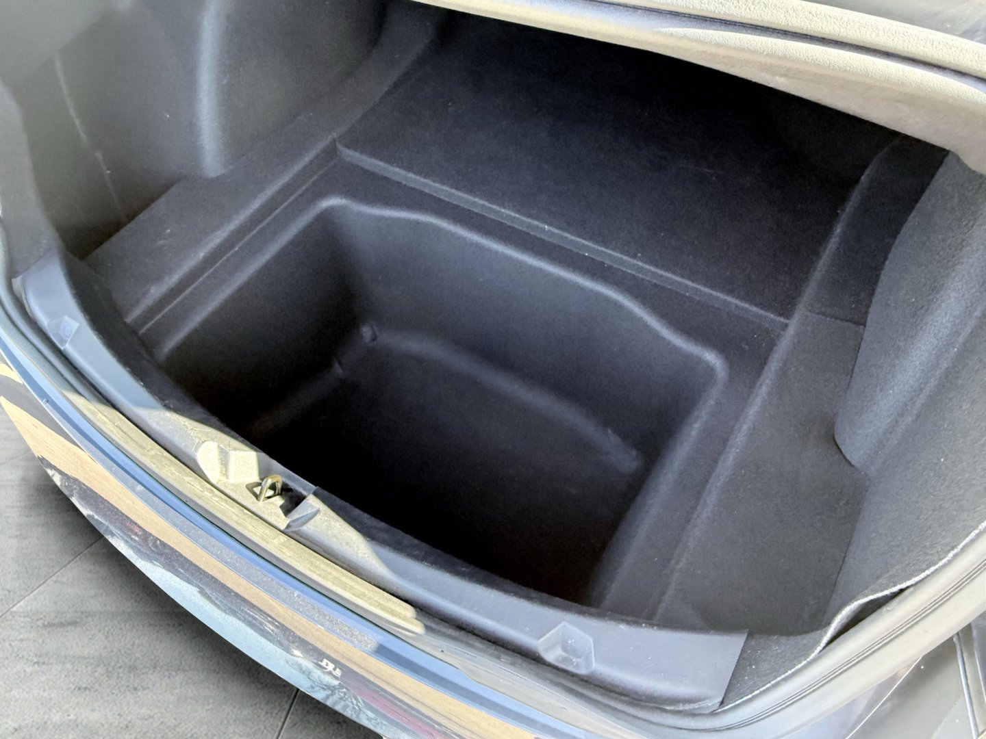 Used 2023 Tesla Model 3 Standard Range image 20