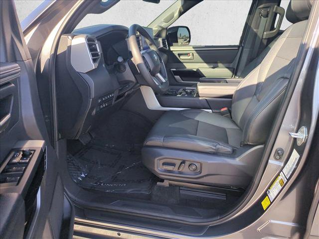 Used 2025 Toyota Tundra Limited AWD/4WD image 16