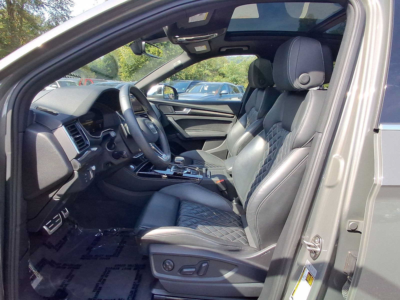 Used 2023 Audi SQ5 Prestige w/ Prestige Package AWD/4WD image 17