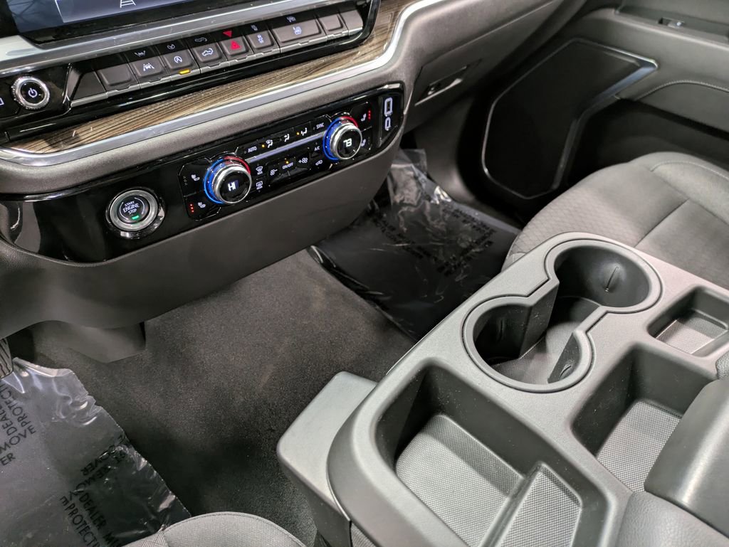 Used 2024 GMC Sierra 1500 Elevation image 14