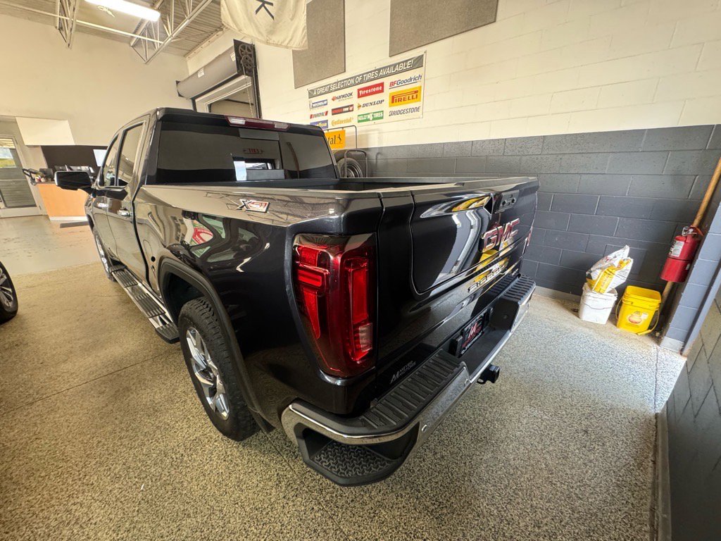 Used 2022 GMC Sierra 1500 SLT w/ SLT Premium Plus Package image 7