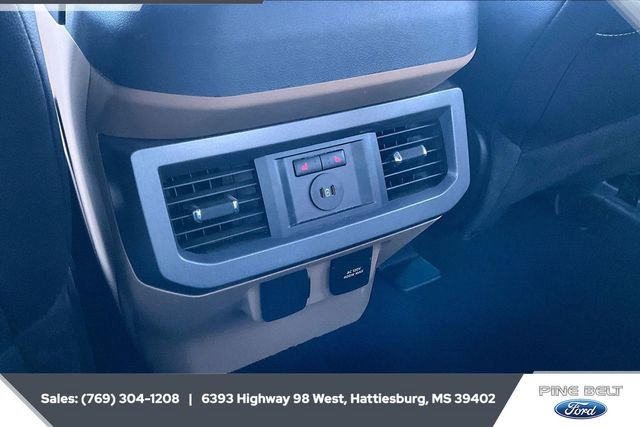 Used 2023 Ford F250 Lariat w/ Tow Technology Package image 25