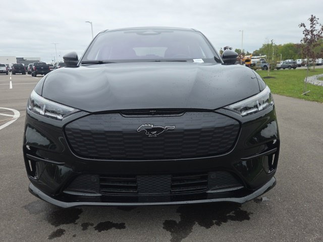 Used 2023 Ford Mustang Mach-E GT w/ GT Performance Edition AWD/4WD image 3