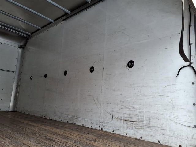 Used 2016 Chevrolet Express 3500 Work Van image 22