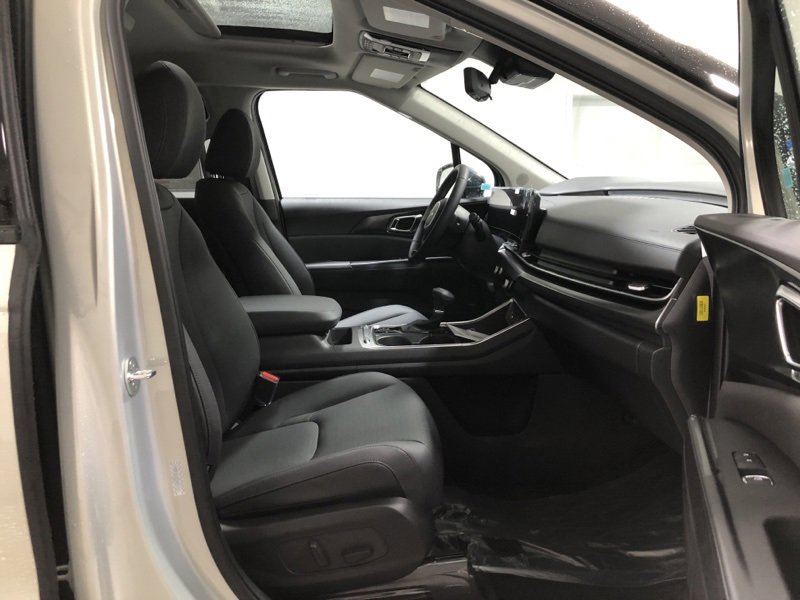 New 2026 Kia Carnival SX Prestige image 14