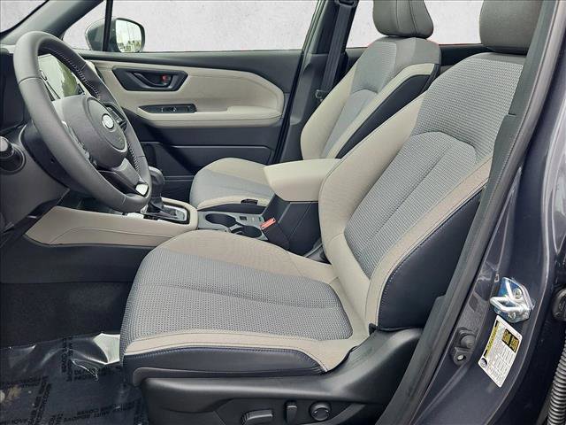 Used 2025 Subaru Forester Premium image 16