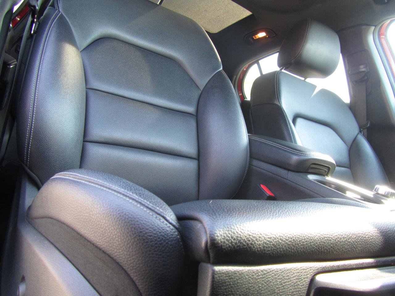 Used 2018 Mercedes-Benz GLA 250 4MATIC image 22