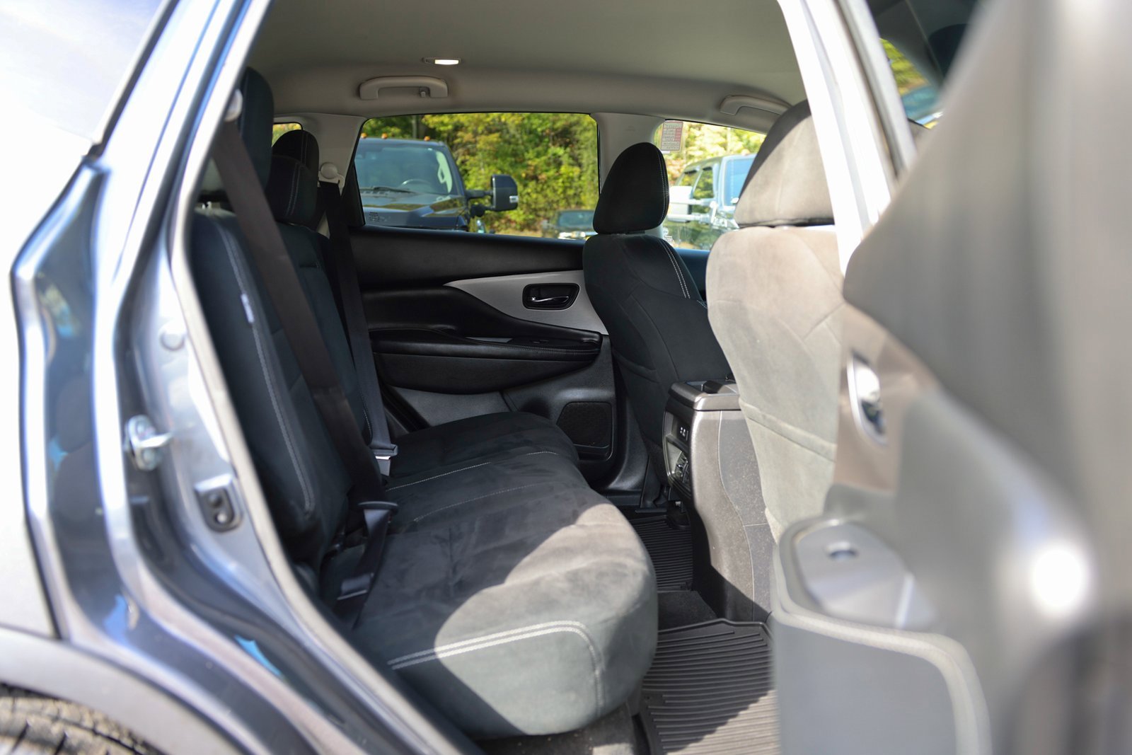 Used 2019 Nissan Murano S image 12