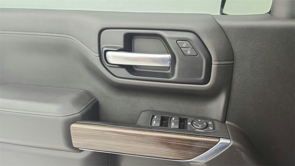 Used 2020 Chevrolet Silverado 1500 LT w/ Texas Edition image 24