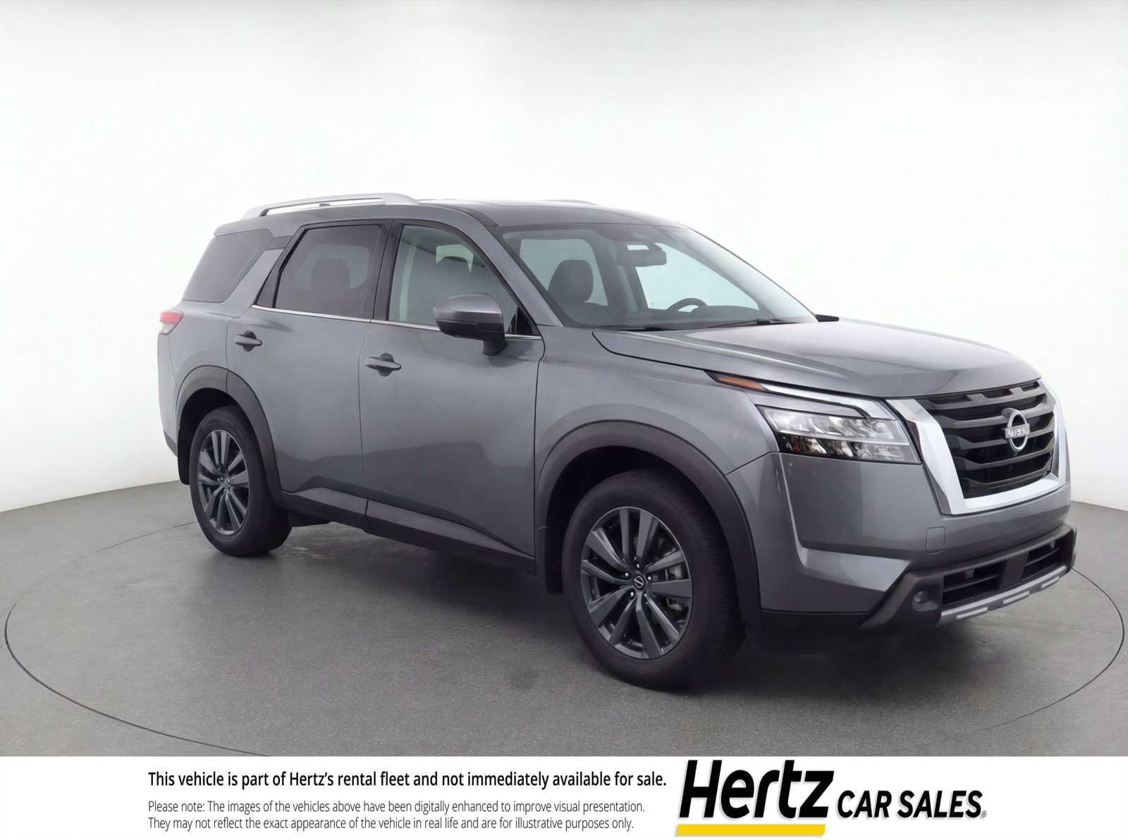 Used 2024 Nissan Pathfinder SV image 1