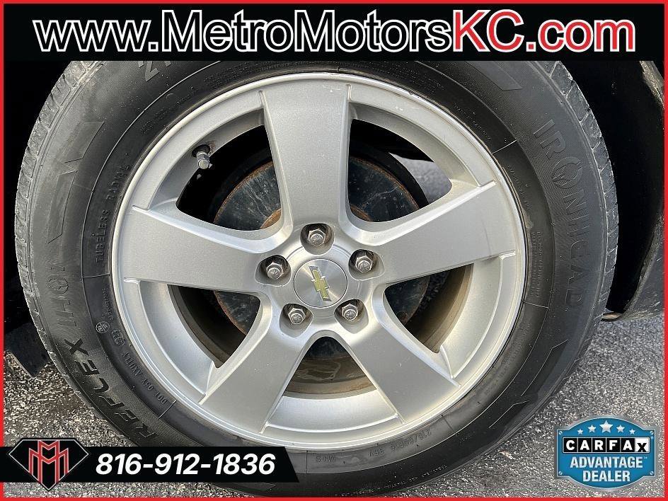 Used 2016 Chevrolet Cruze LT FWD image 14