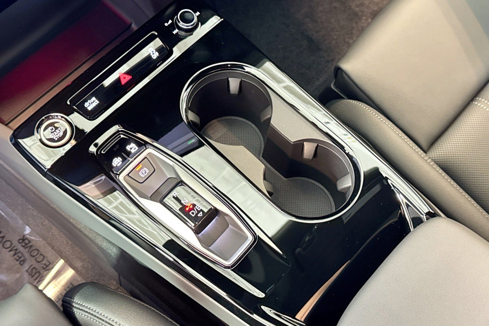 New 2027 Audi Q6 e-tron Premium Plus AWD/4WD image 14