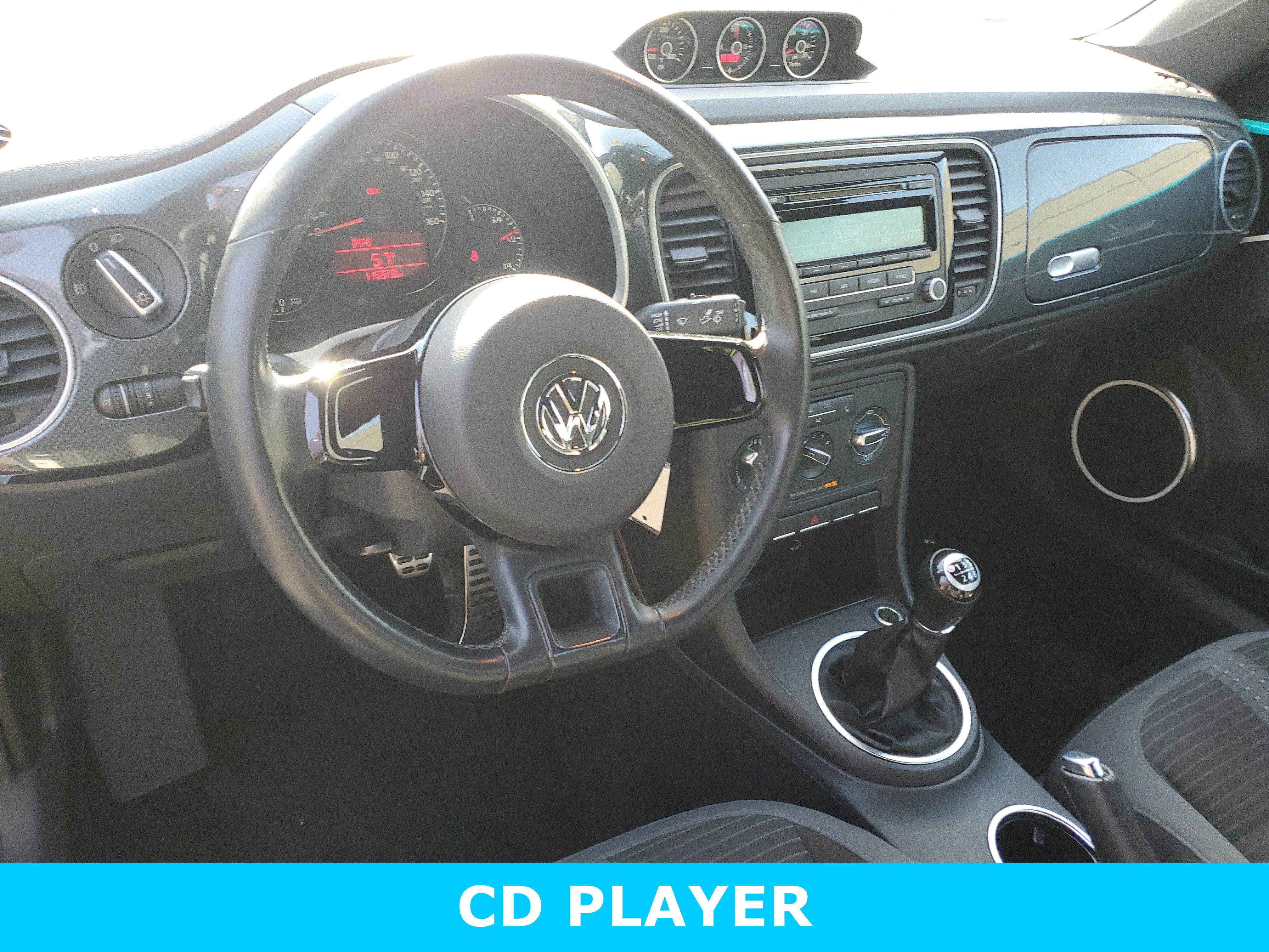 Used 2012 Volkswagen Beetle 2.0T image 11