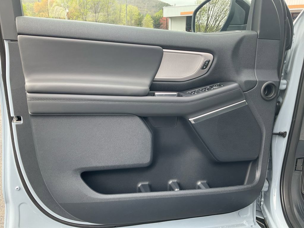 New 2026 Ford Expedition Max Active image 17