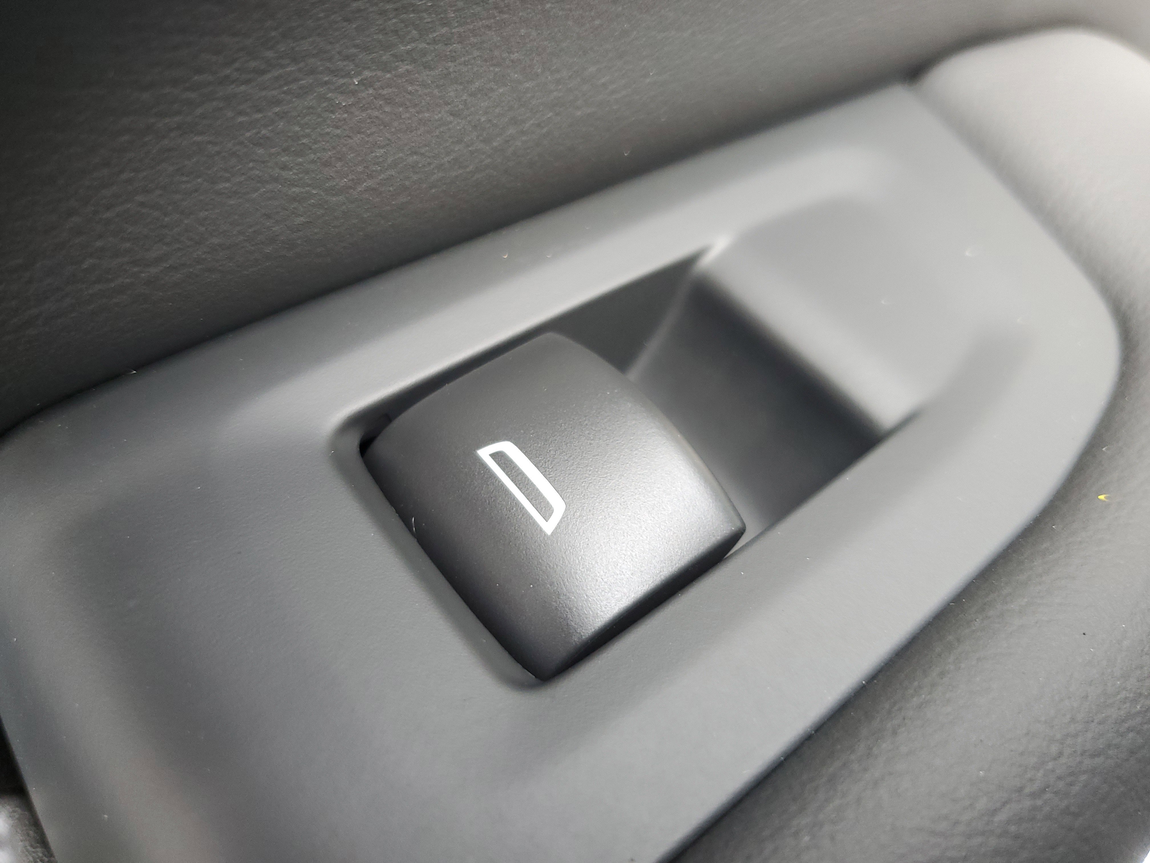 New 2026 GMC Yukon Elevation image 13