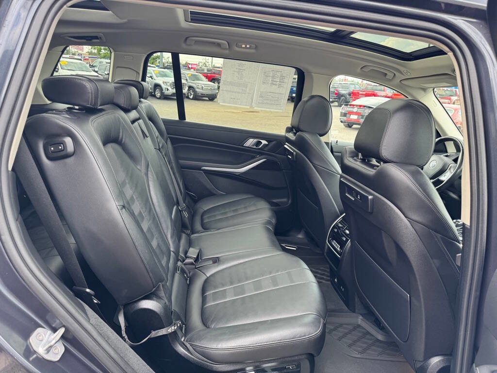 Used 2020 BMW X7 xDrive40i w/ Cold Weather Package image 54