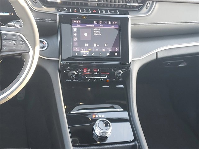 New 2025 Jeep Grand Cherokee L Altitude image 16