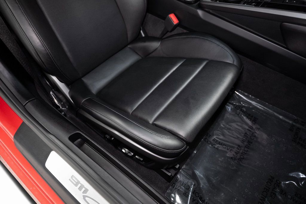 Used 2020 Porsche 911 Carrera S w/ Sport Package image 32