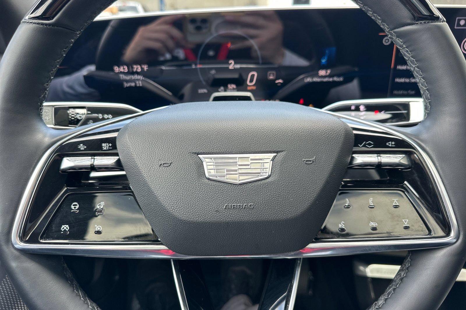 Certified 2024 Cadillac Lyriq Sport AWD/4WD image 31