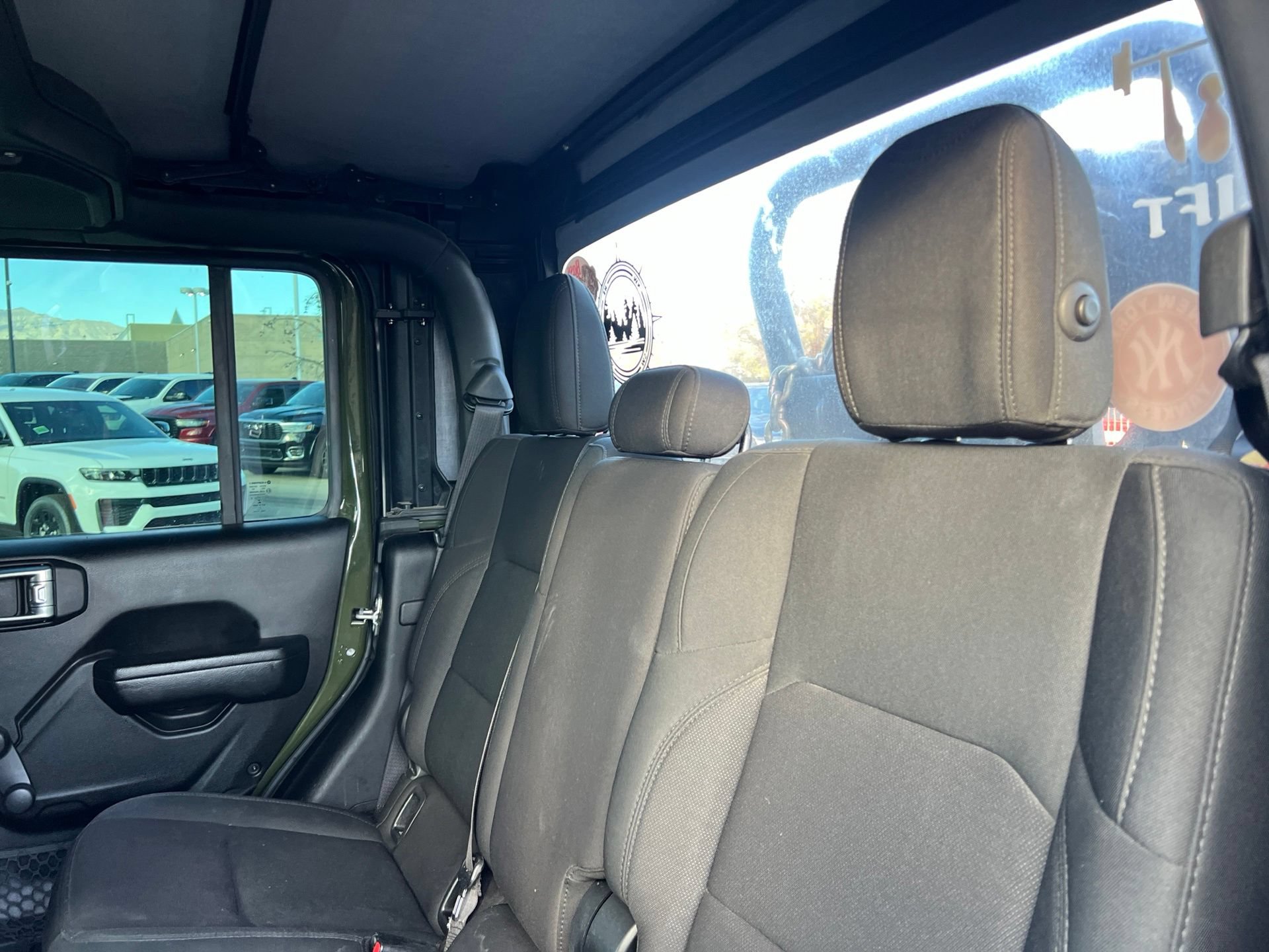 Used 2022 Jeep Gladiator Sport w/ Trailer Tow Package AWD/4WD image 17