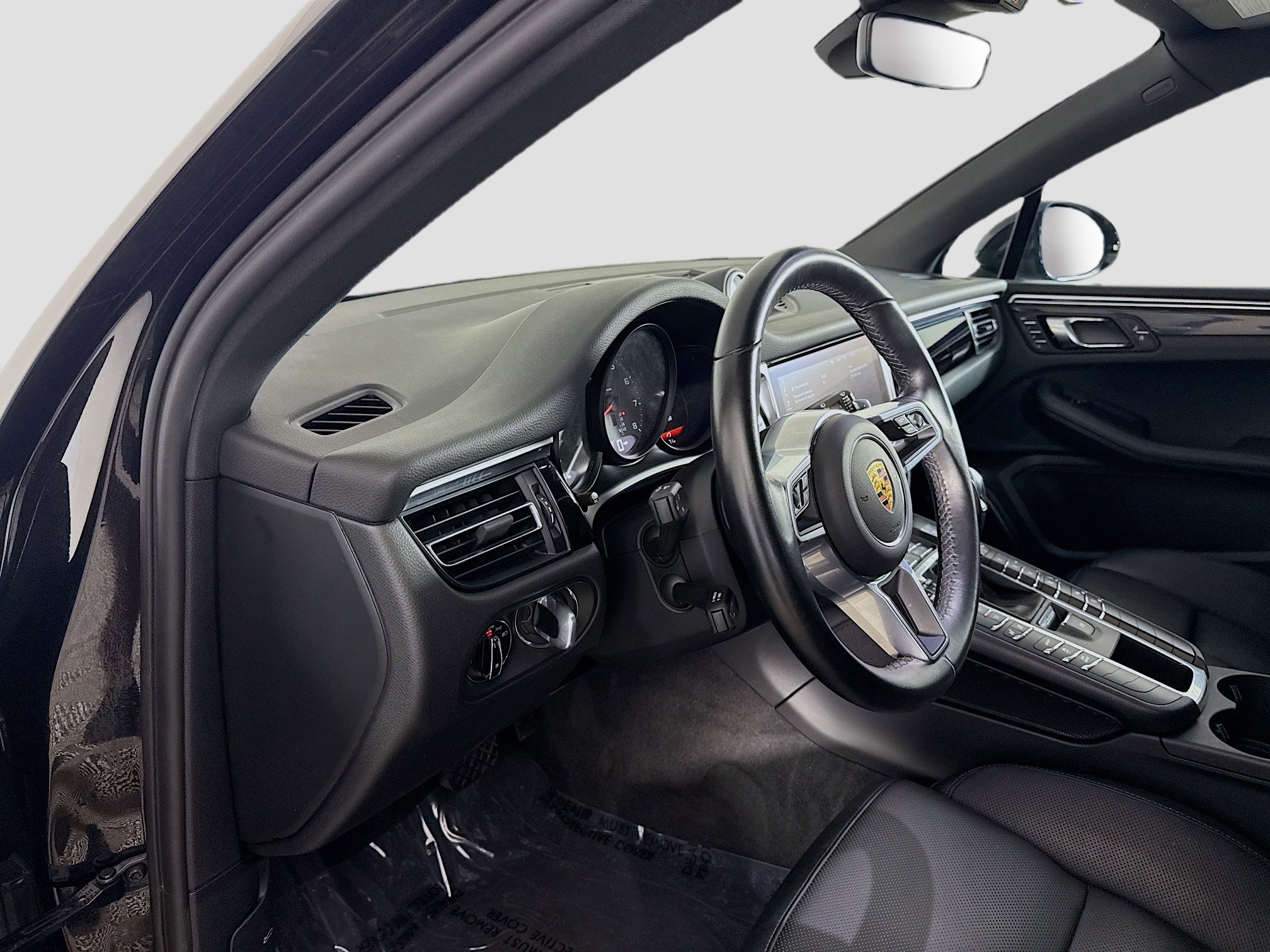 Used 2021 Porsche Macan S image 22